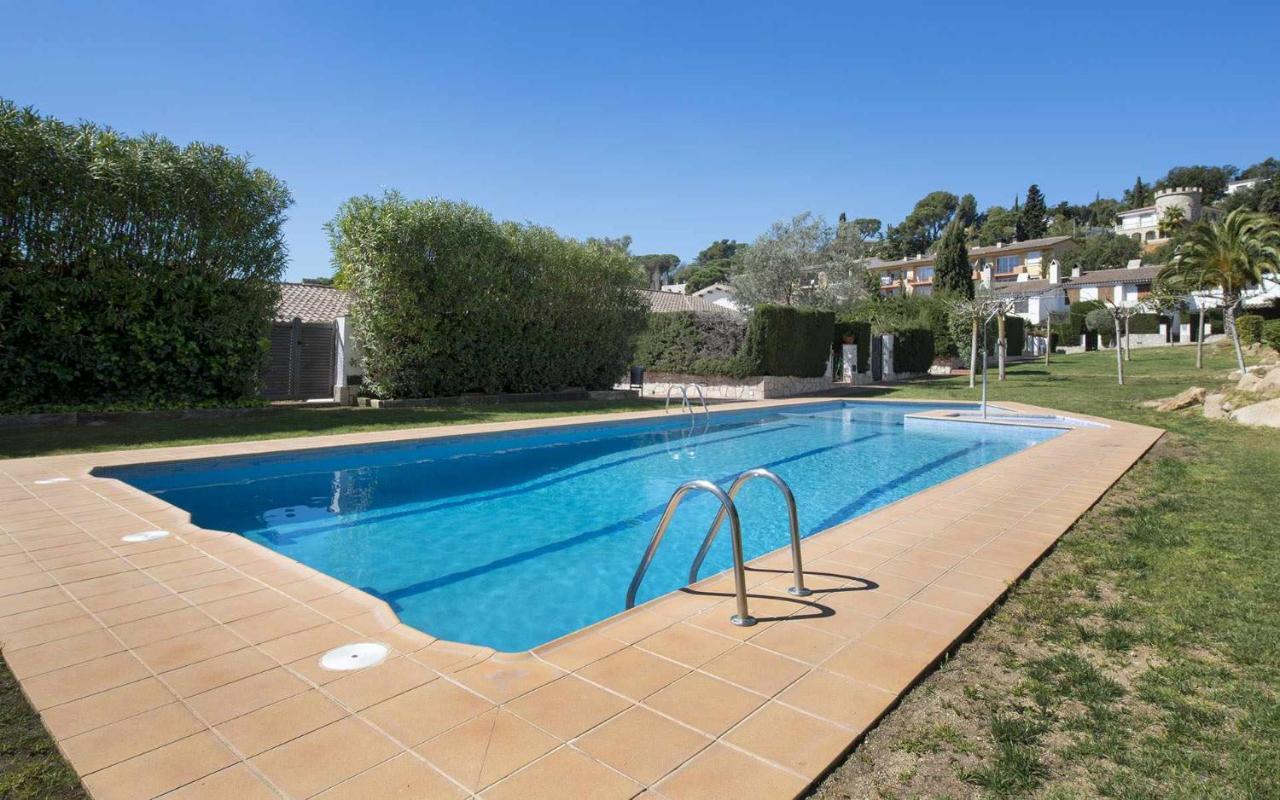 Casa Tossa 56 Personas Piscina Comunitaria Y Wi Ferienhaus *